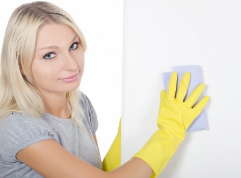 Commercial cleaners in Barnet maintaining a tidy office space